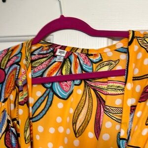 Size 2x Tabitha Brown cover up. Worn once.